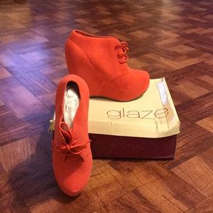 Glaze brand Camilla shoe 💥